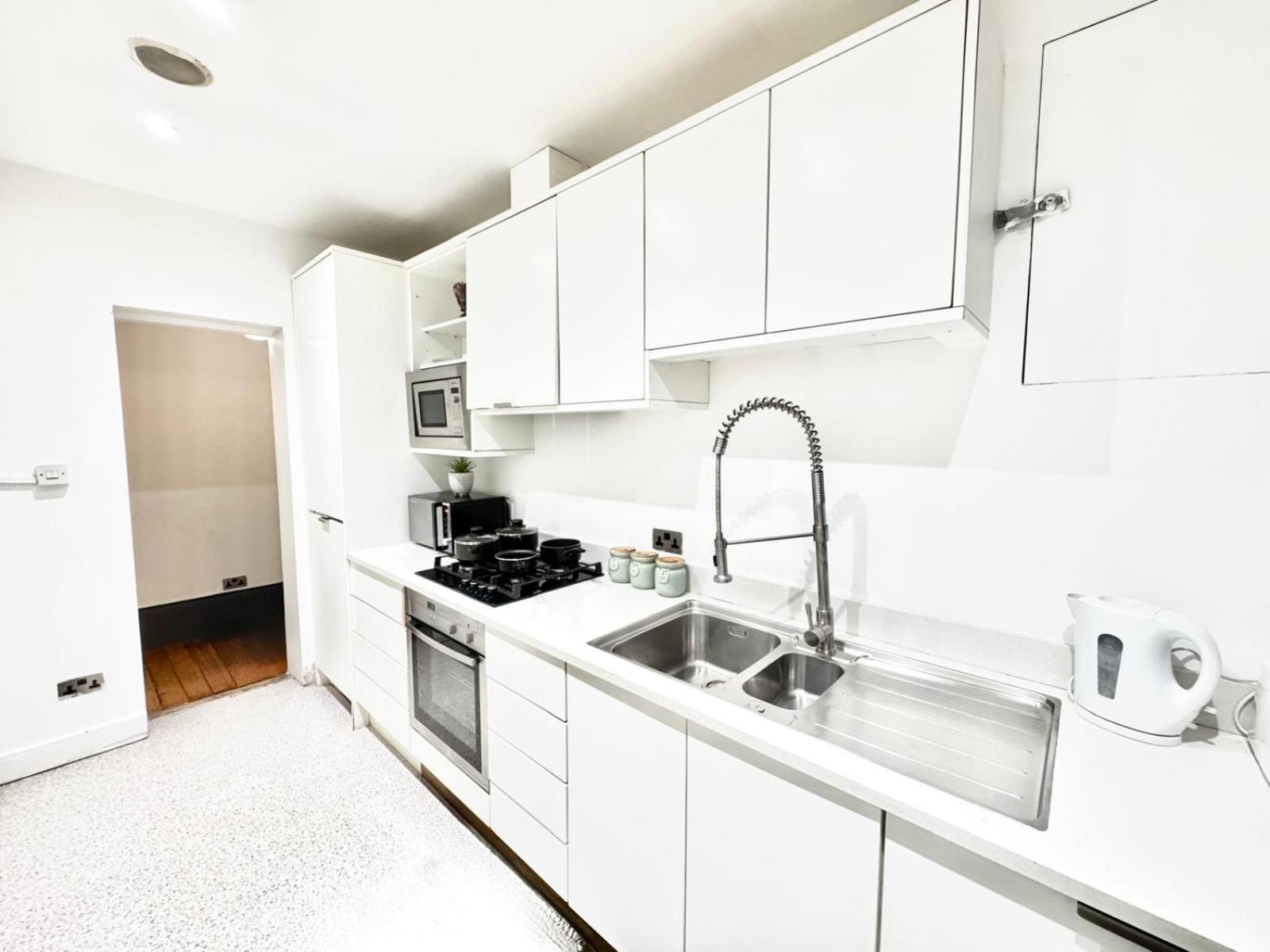 Apartment Beautiful Family Near Edgware Road Station London