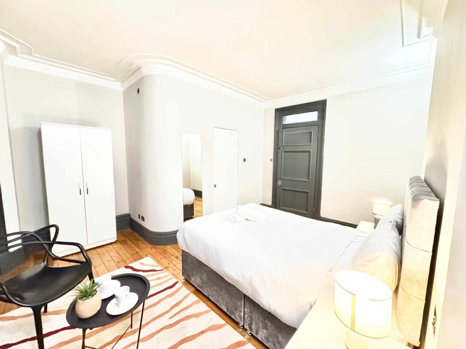 Beautiful Family Near Edgware Road Station Apartment *